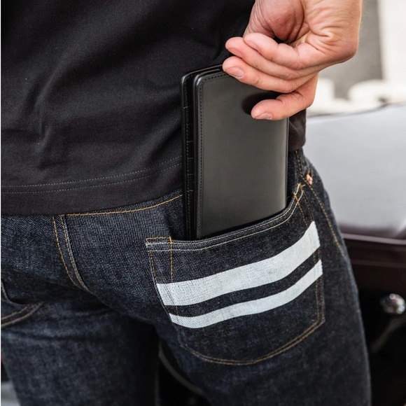 ADDICT Clothes Long Wallet Black Trucker Biker Streetwear Rugged - Picture 3 of 16